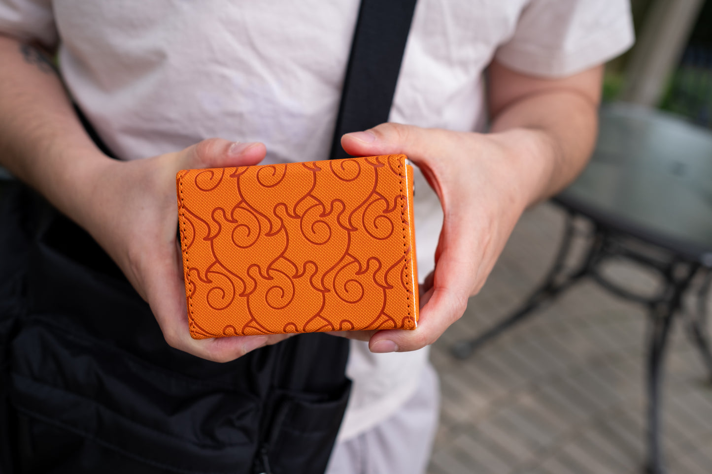 Engraved Pattern OPTCG Deckbox