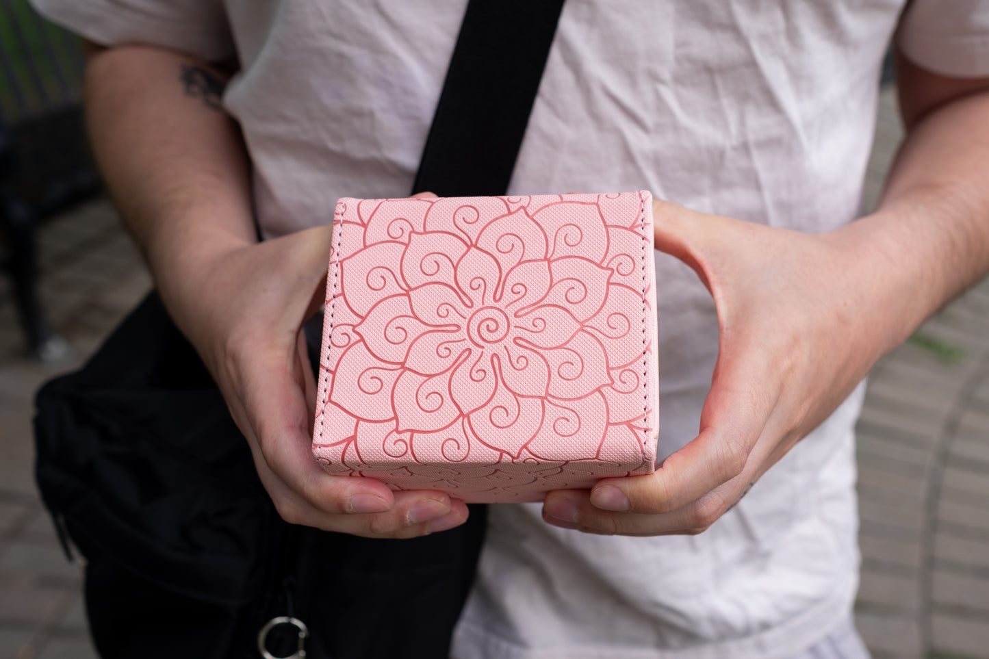 Engraved Pattern OPTCG Deckbox